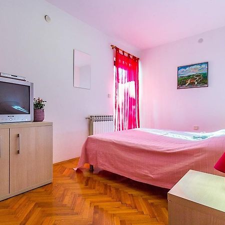 Apartments Valbandon Fažana エクステリア 写真