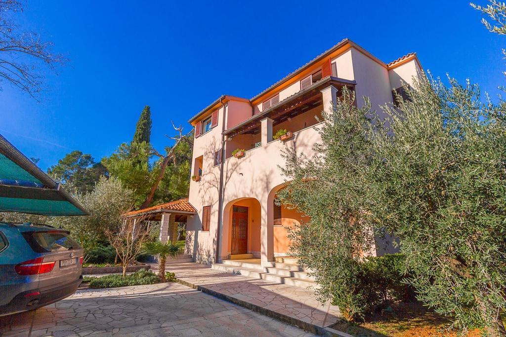 Apartments Valbandon Fažana エクステリア 写真
