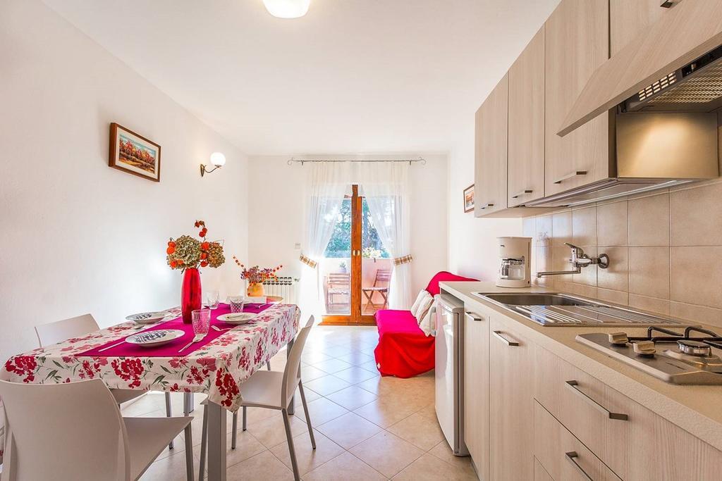 Apartments Valbandon Fažana エクステリア 写真