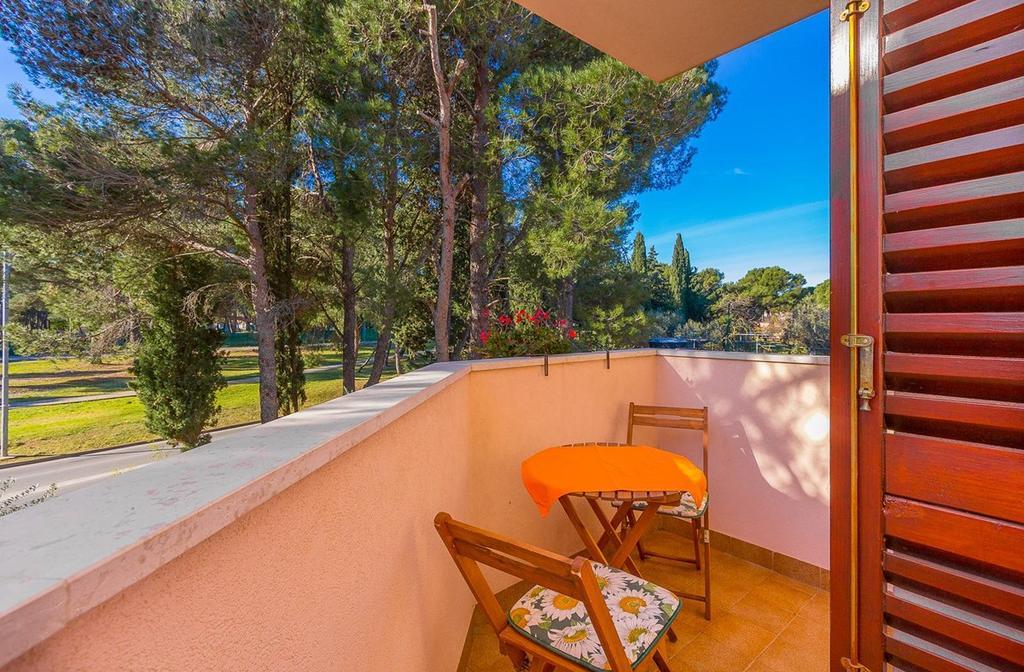 Apartments Valbandon Fažana エクステリア 写真