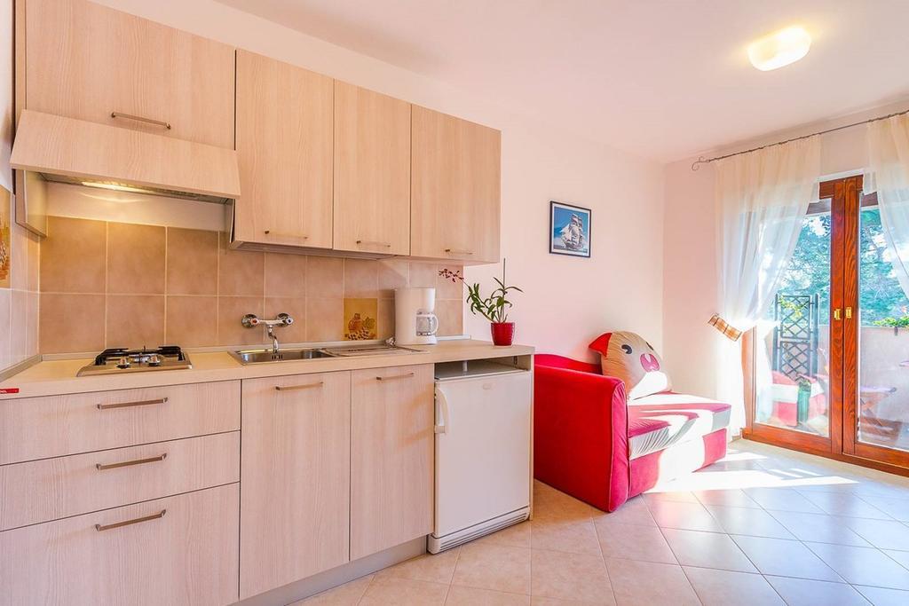 Apartments Valbandon Fažana エクステリア 写真